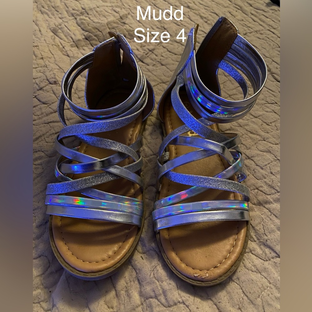 Mudd size 4
